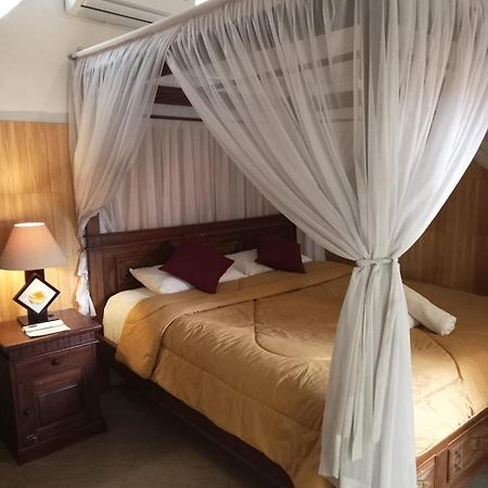Nitya Home Stay Lembongan Esterno foto