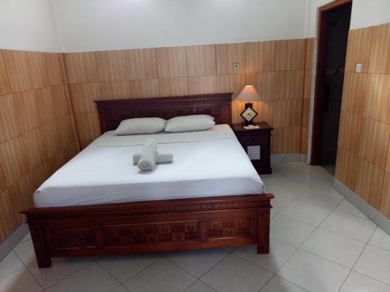 Nitya Home Stay Lembongan Esterno foto